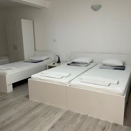 Tiki Apartments Гевгелия Экстерьер фото