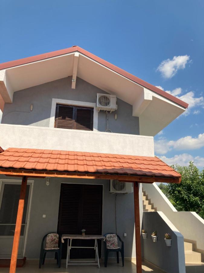 Tiki Apartments Гевгелия Экстерьер фото
