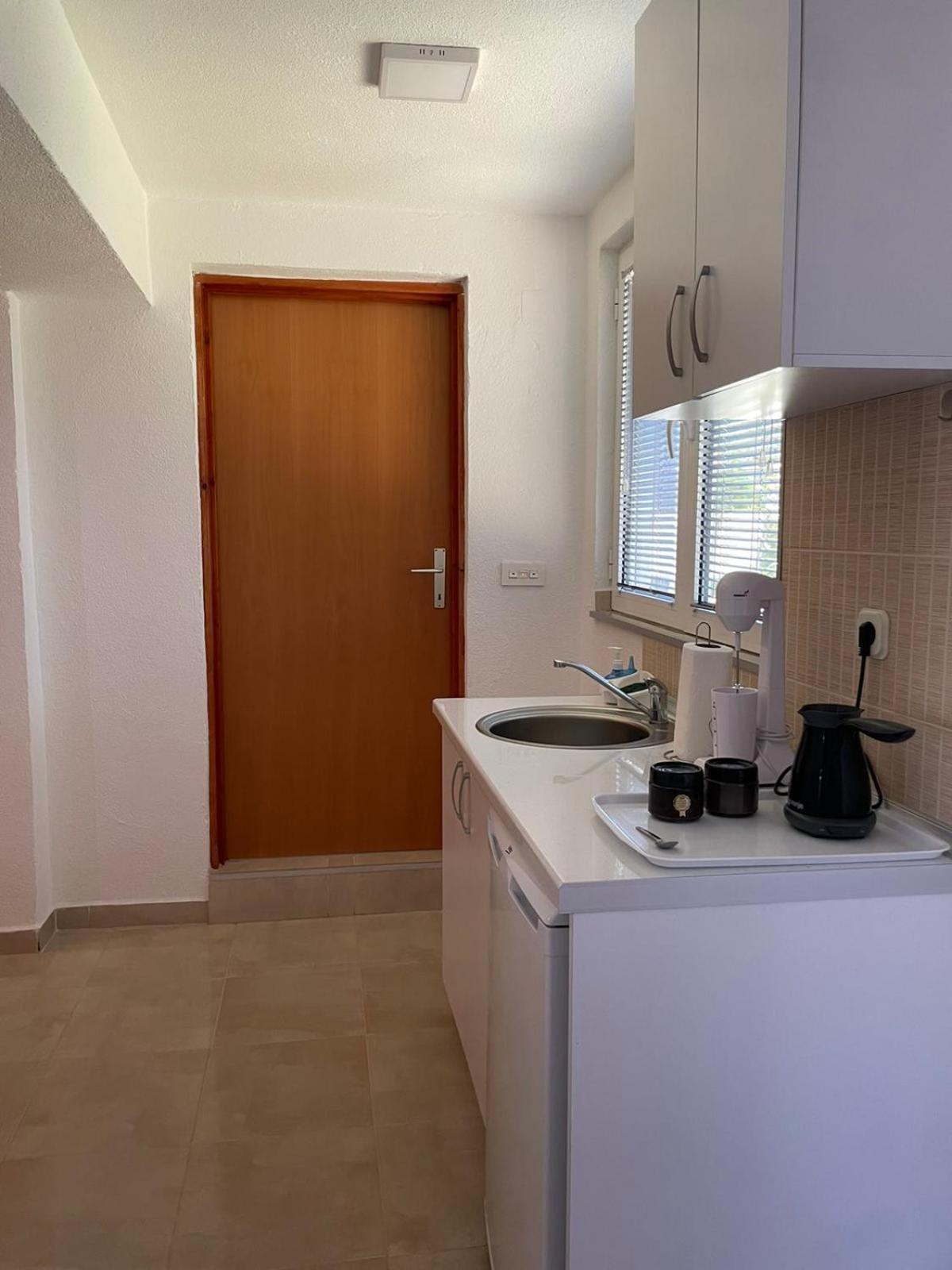Tiki Apartments Гевгелия Экстерьер фото