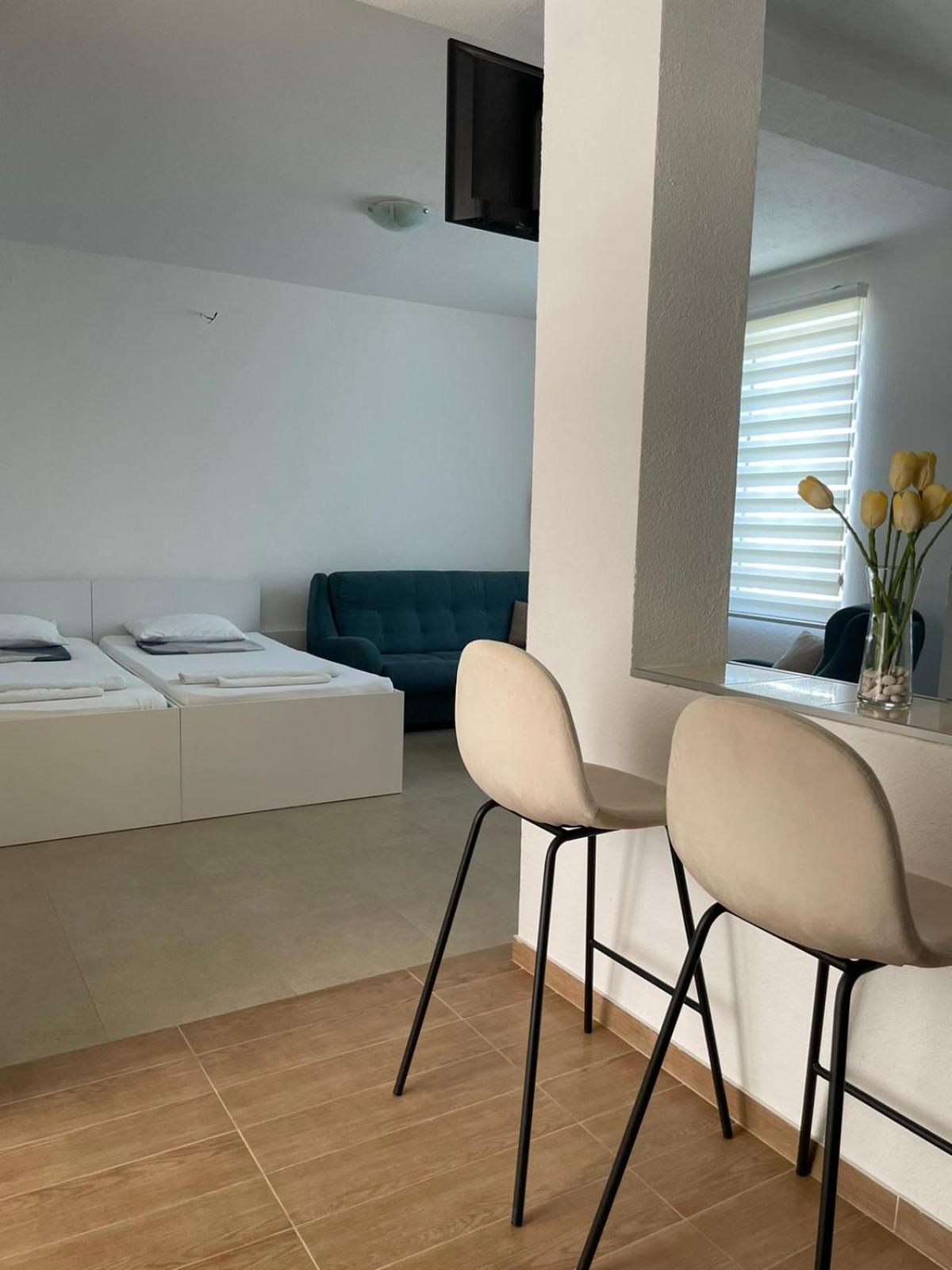 Tiki Apartments Гевгелия Экстерьер фото