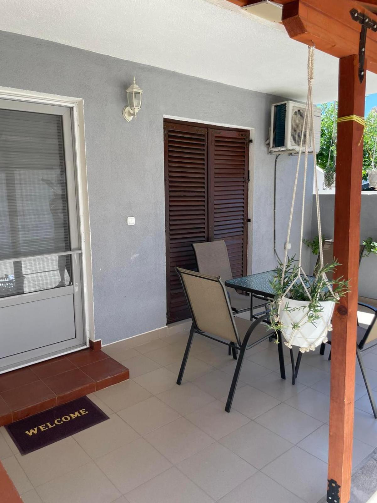 Tiki Apartments Гевгелия Экстерьер фото