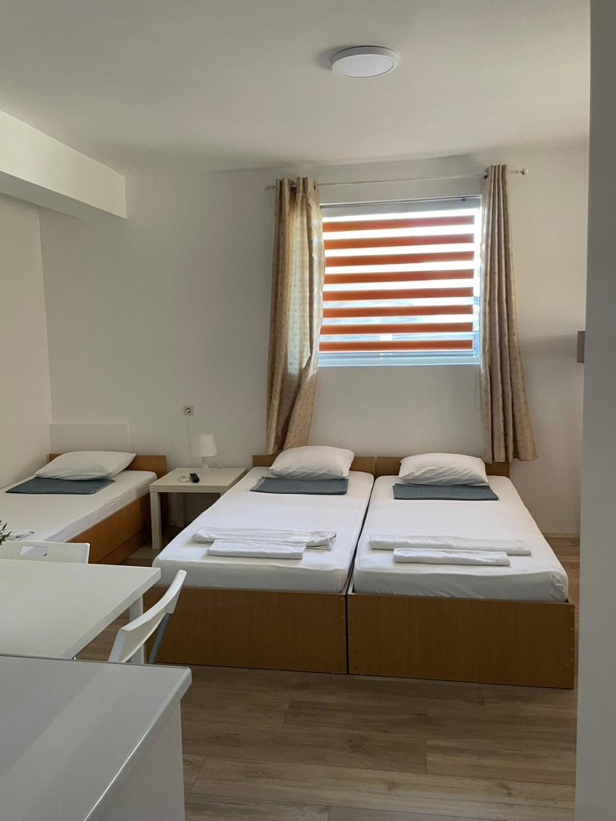 Tiki Apartments Гевгелия Номер фото