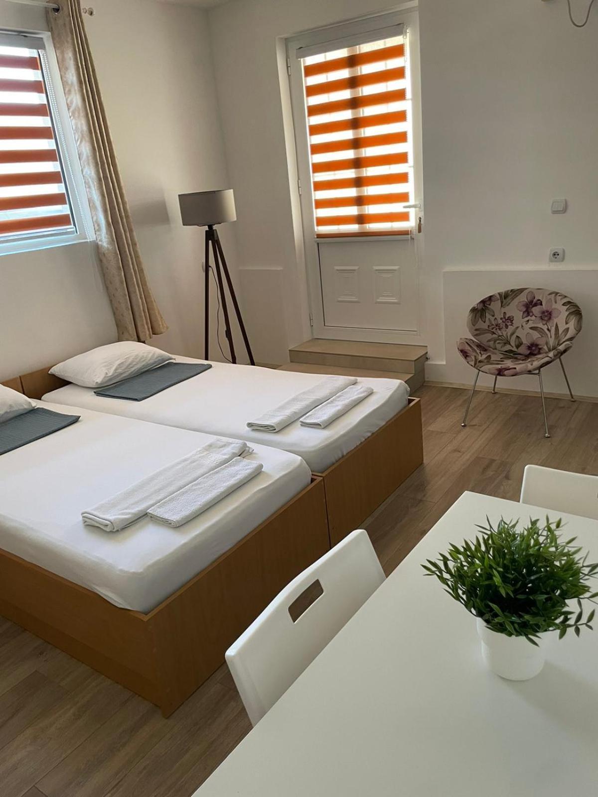 Tiki Apartments Гевгелия Экстерьер фото
